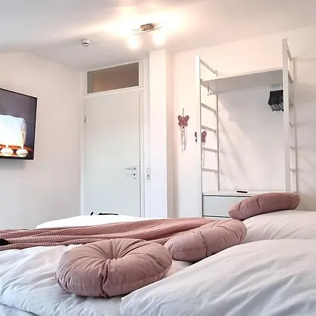 Beauty&beast 24h-check-in, 6 Pers, Klima, Massageliege Cremlingen