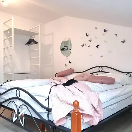 Appartement Beauty&beast 24h-check-in, 6 Pers, Klima, Massageliege Cremlingen